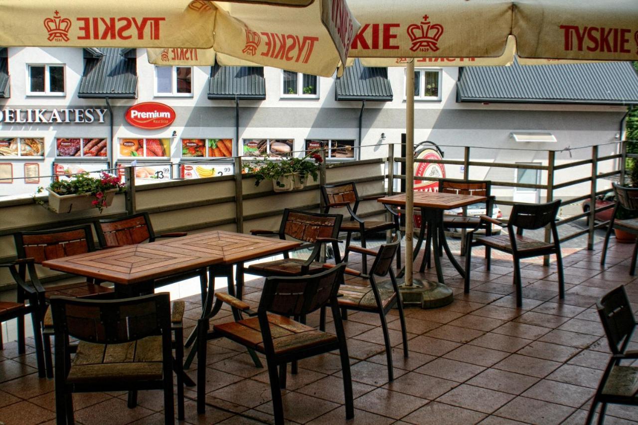 "Aleksandrowka" Restauracja I Noclegi Horyniec Exteriér fotografie
